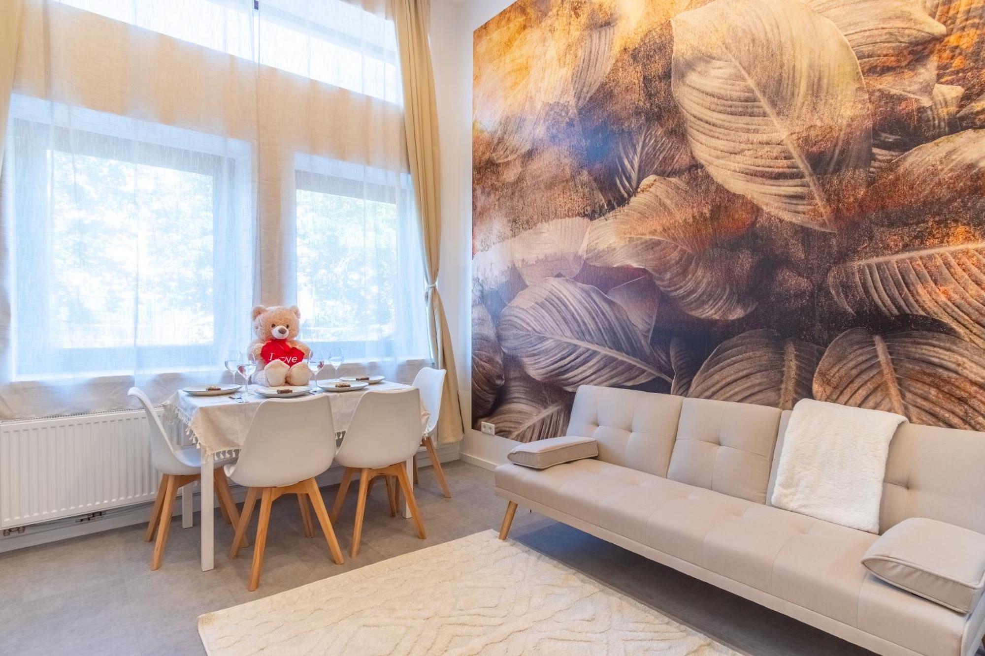 65 Zoll 4K Tv, Disney Plus, Soundbar, Kostenloser Kaffee, 5 Raeume ไลป์ซิก ภายนอก รูปภาพ